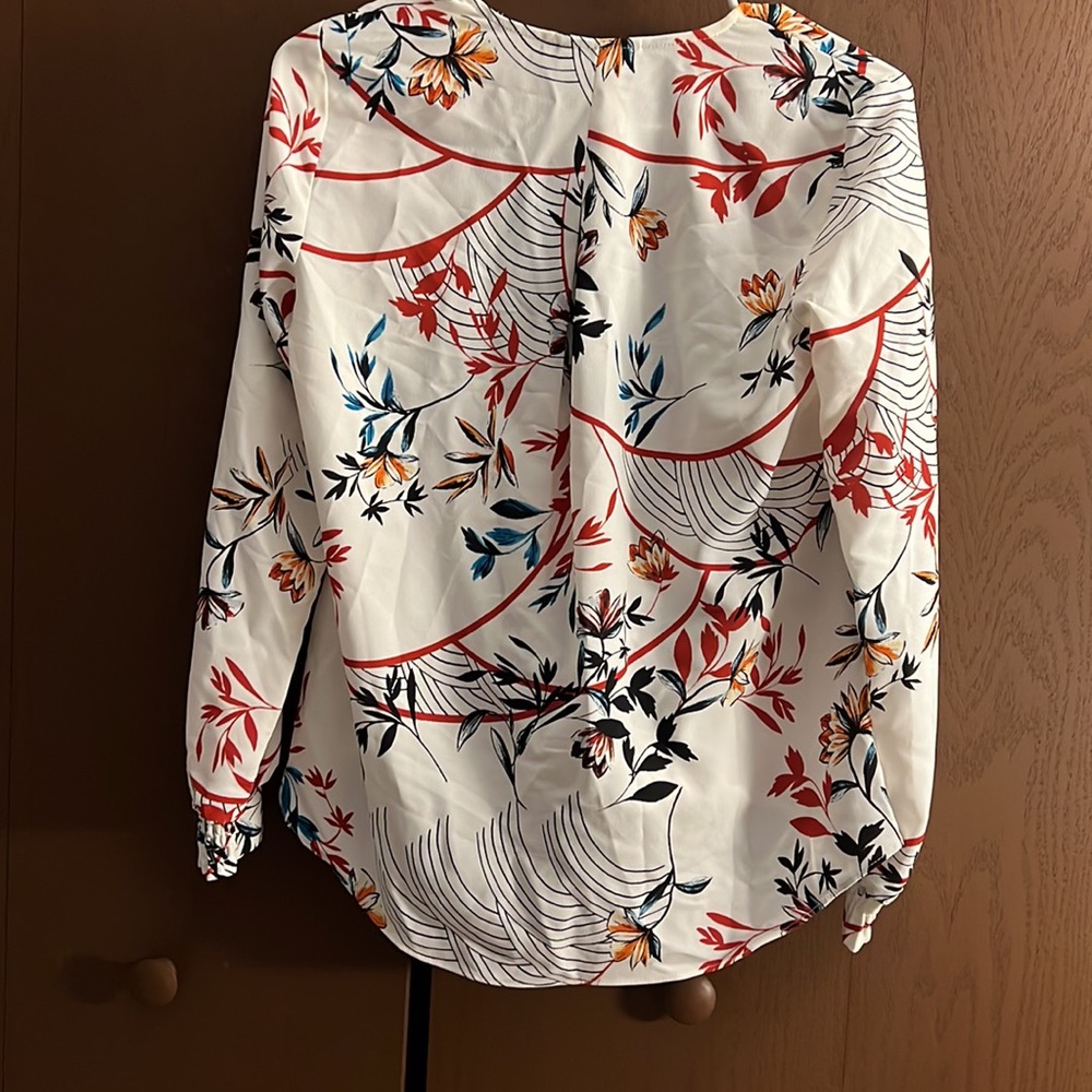 Womens blouse - Picture 6 of 6